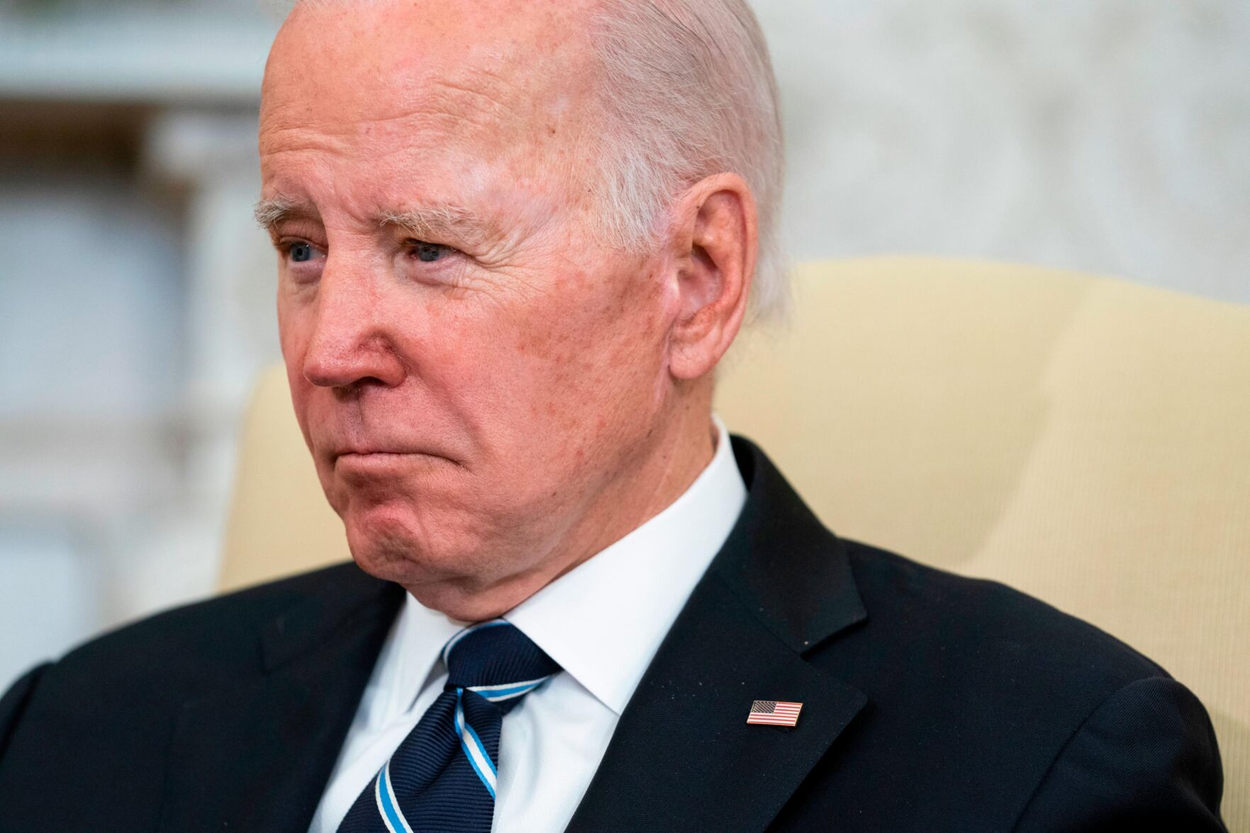 'Unforced errors': A White House facing a fresh crisis